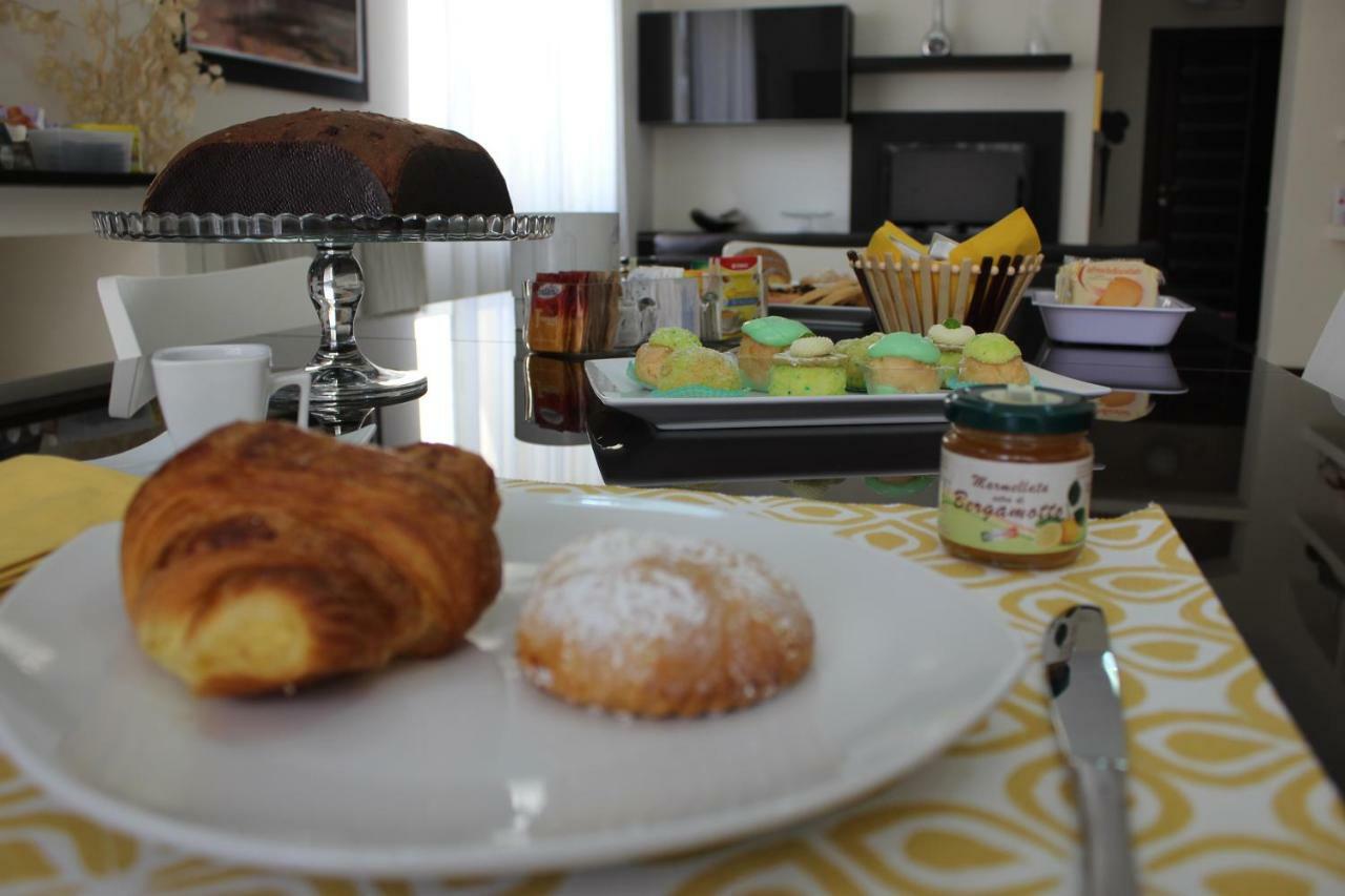 Bed and Breakfast A Casa Di Marcy Reggio Calabria Exterior foto